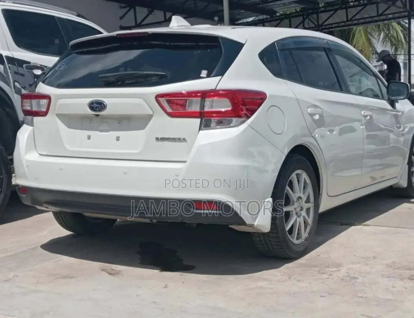 Subaru Impreza 2.0i Premium AWD Hatchback 2019 White