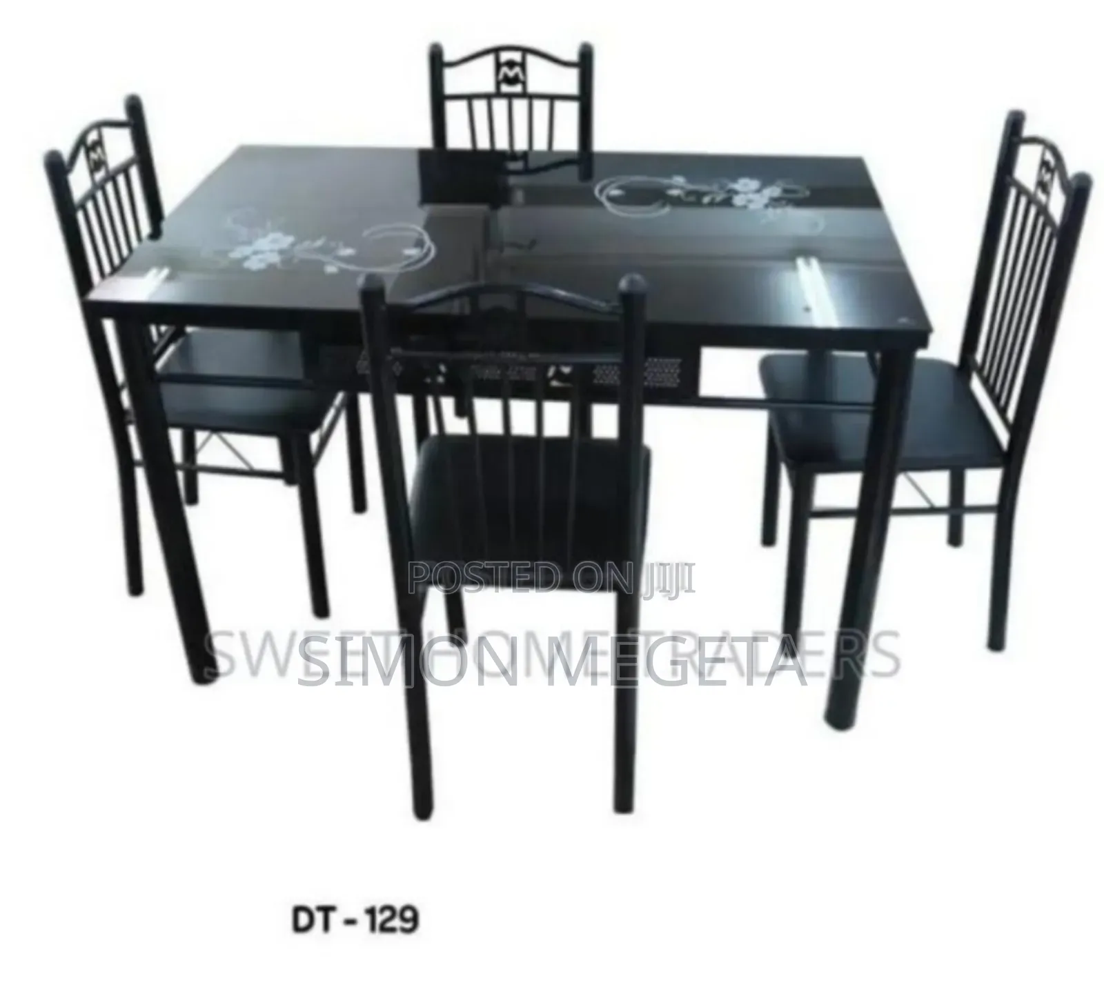 Colour Black 4sitter Dinning Table