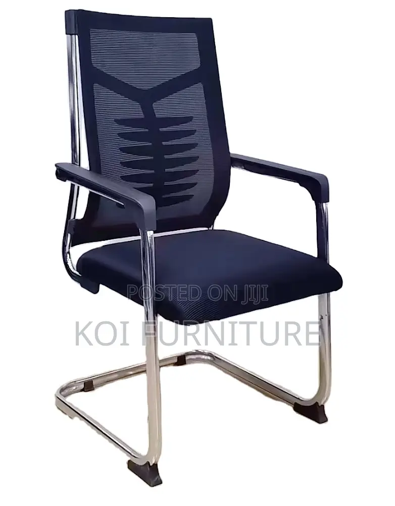 Office Chair :Ergonomic Visitor Seat With a Breathable Black Mesh Back