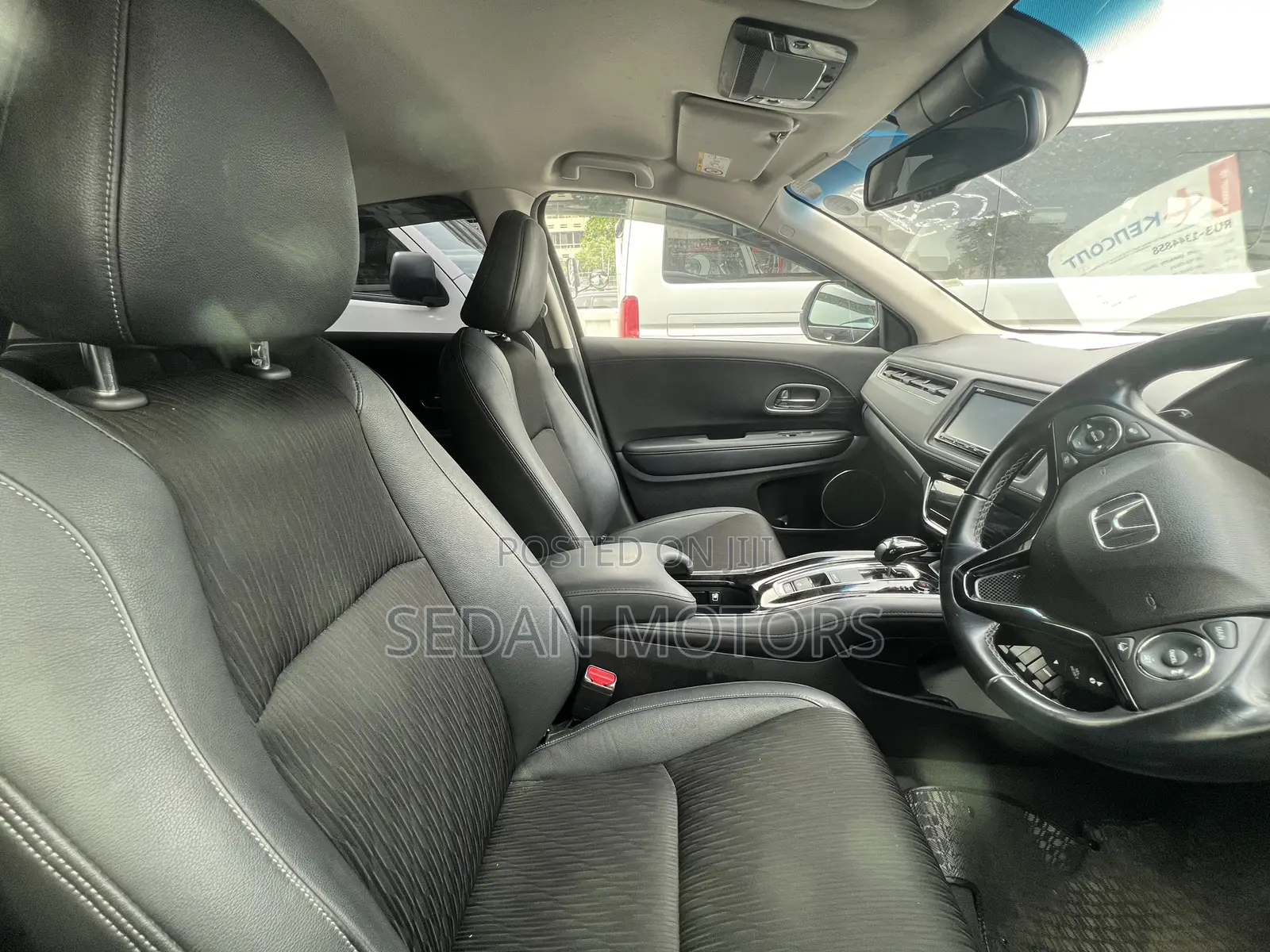 Honda Vezel 2019 Black
