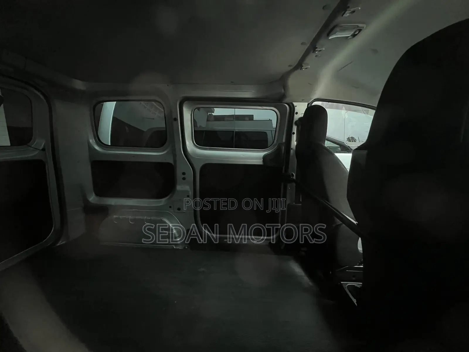 Nissan NV200 2019 Gray