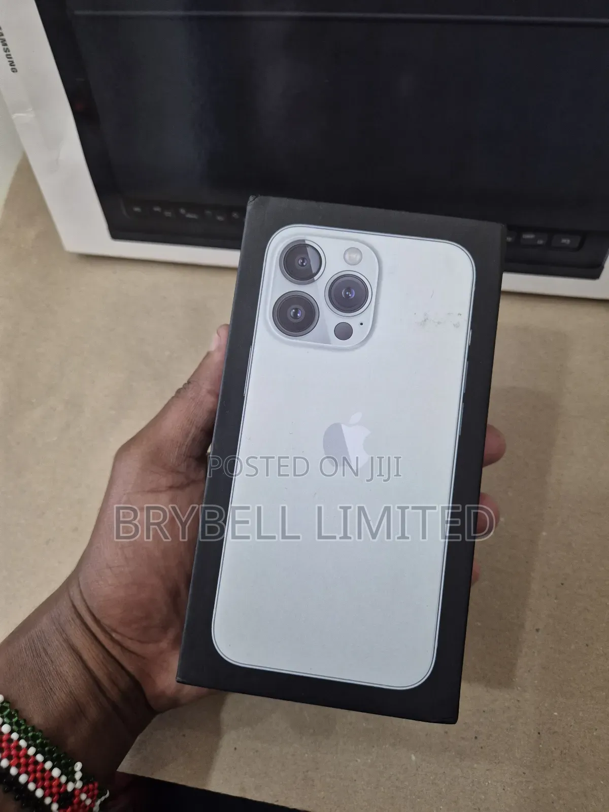 New Apple iPhone 13 Pro 256 GB Silver