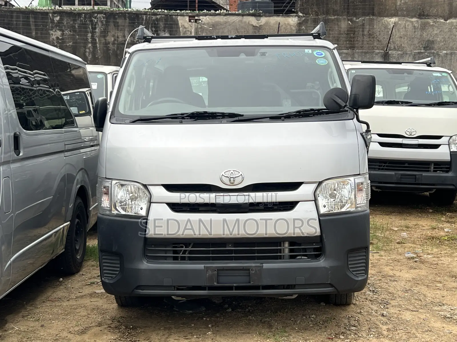 Toyota HiAce 2019 Silver