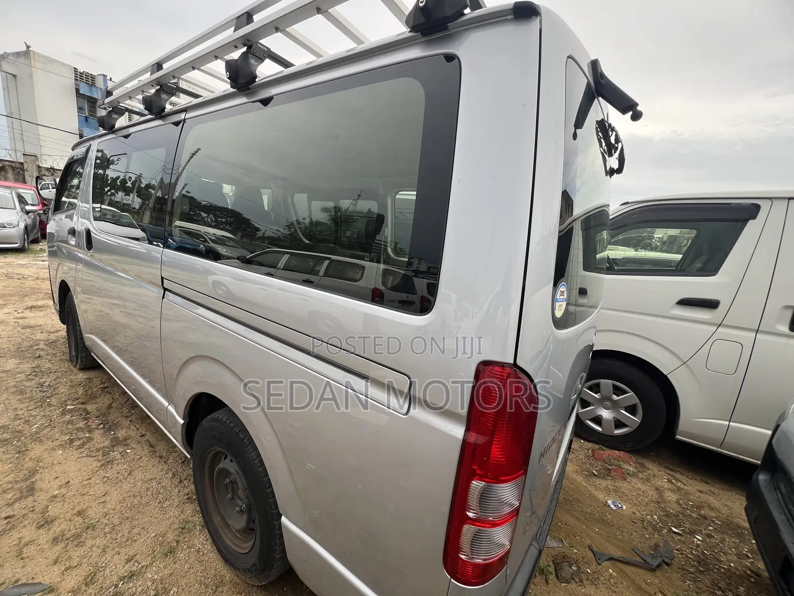 Toyota HiAce 2019 Silver