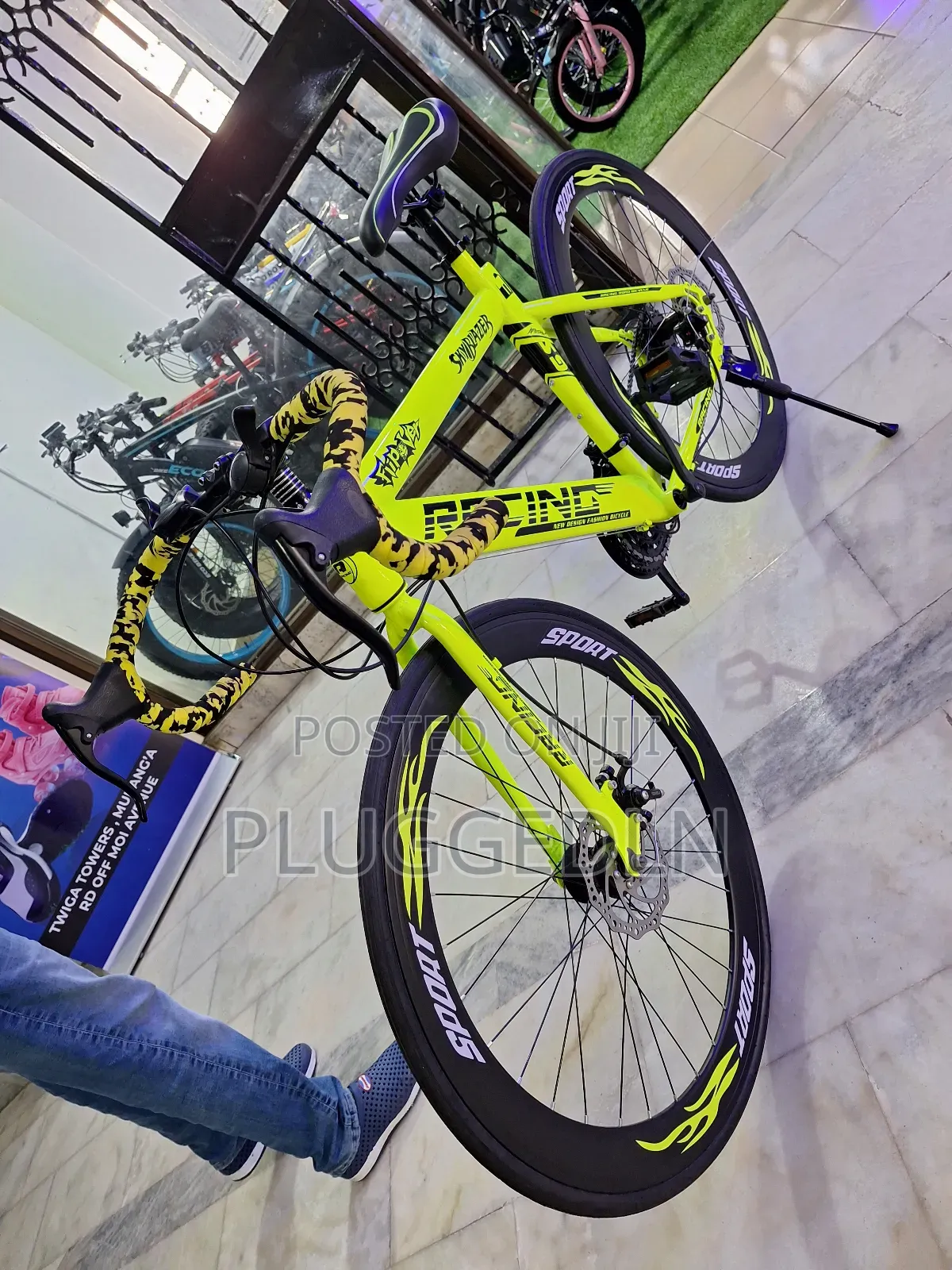 Skyblazer Road Bicycle. * Size 26.