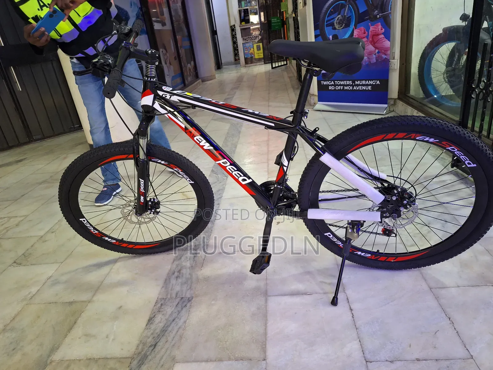 New Speed Mountain Bicycle - Size 26*