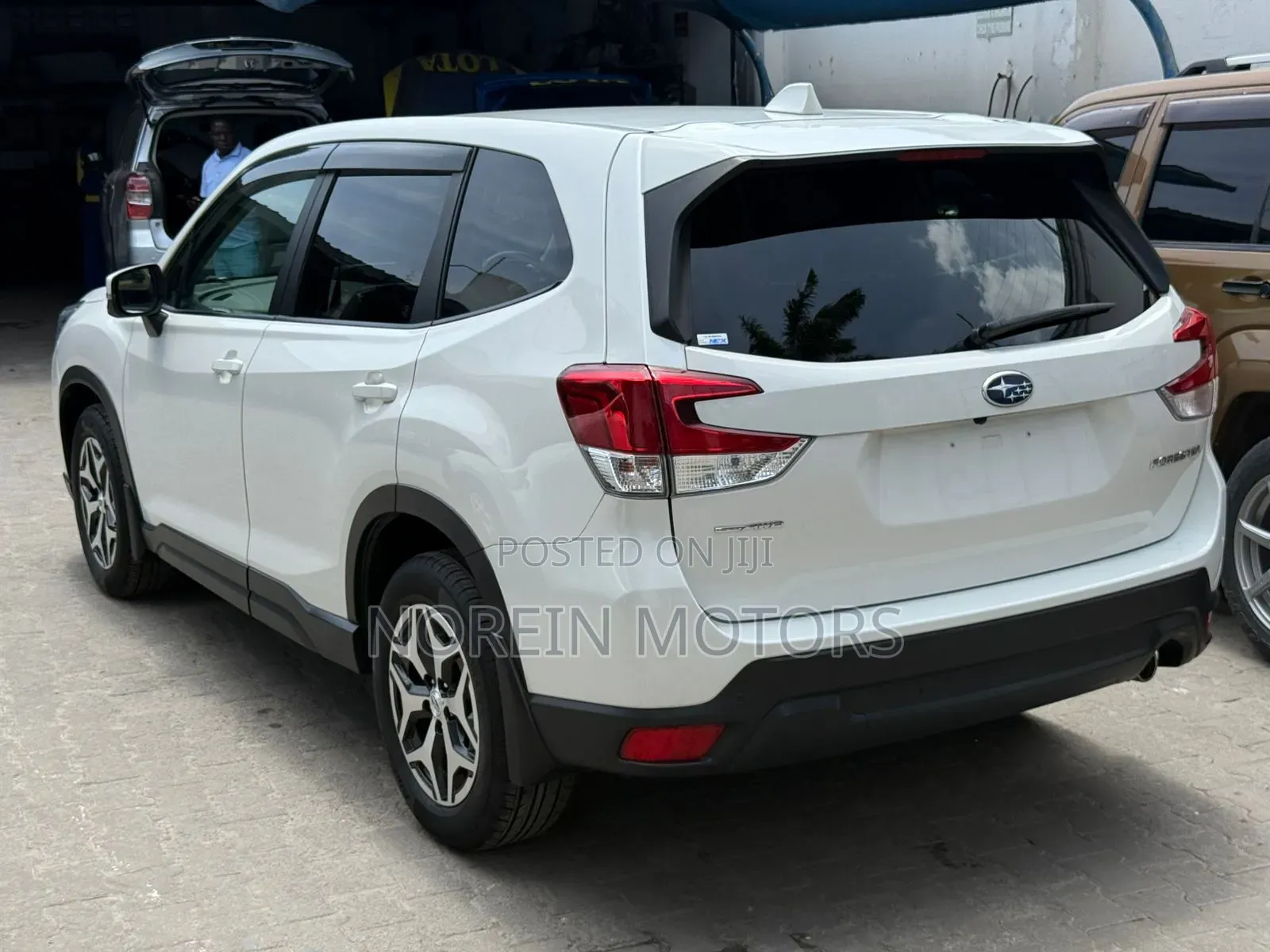Subaru Forester 2018 White