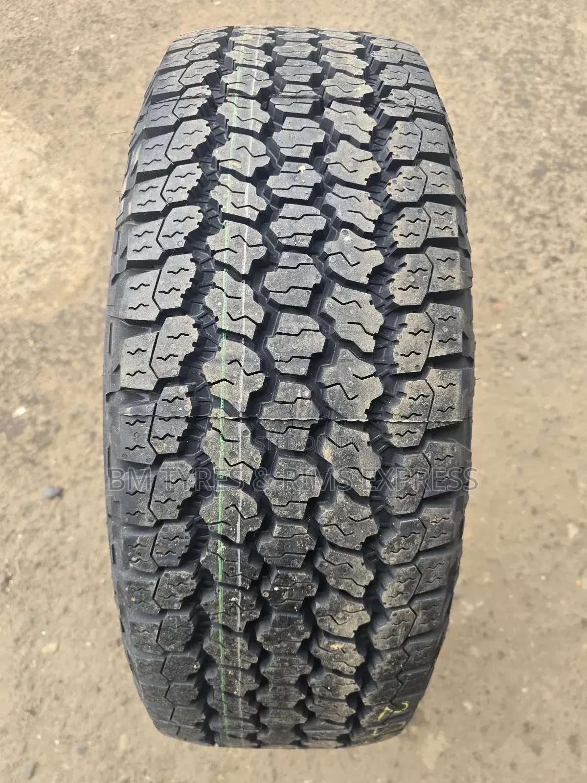 255 /70 R16 Goodyear Tyres (All Terrein)