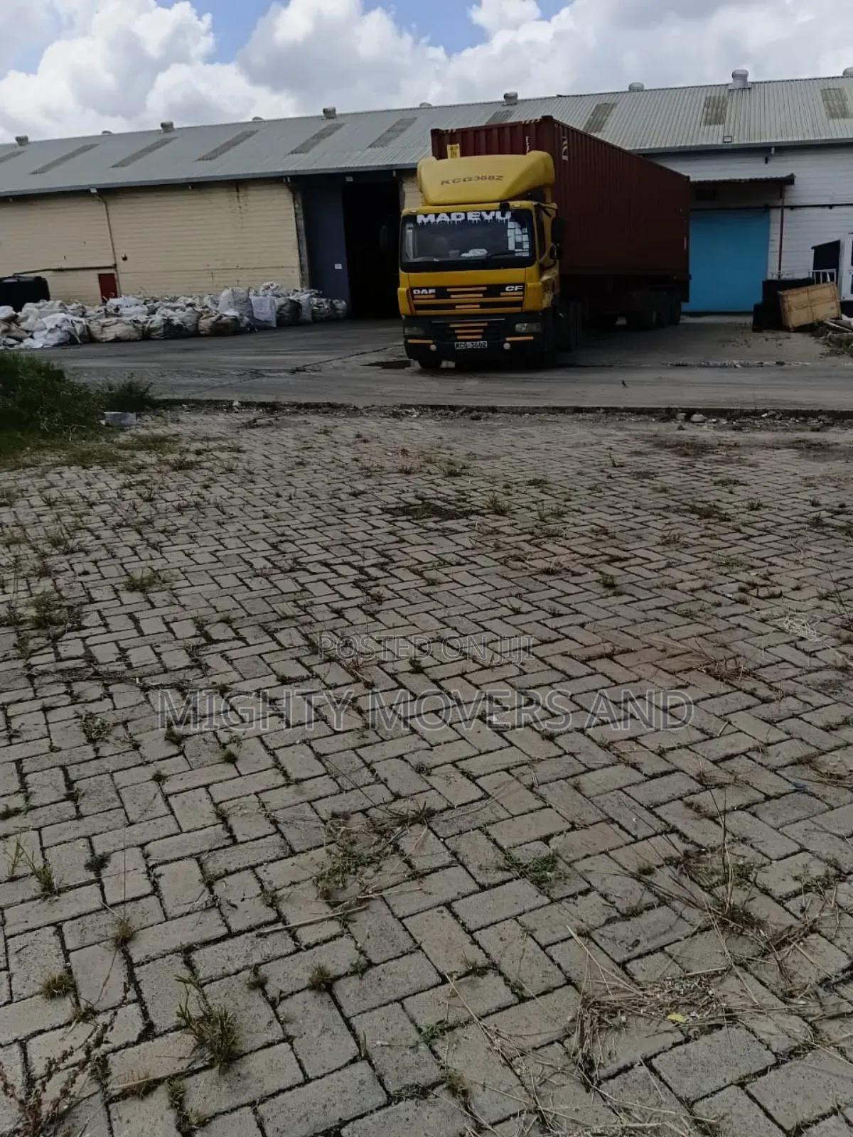 Transit Trailers for Delivery and Within Counties Errands Are Ready
