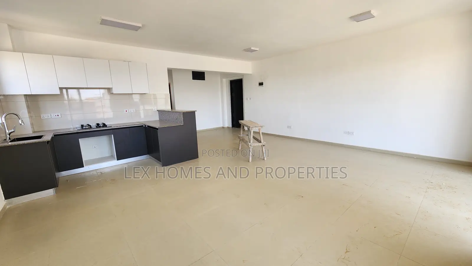 3bdrm Apartment in Maasai Lodge for sale