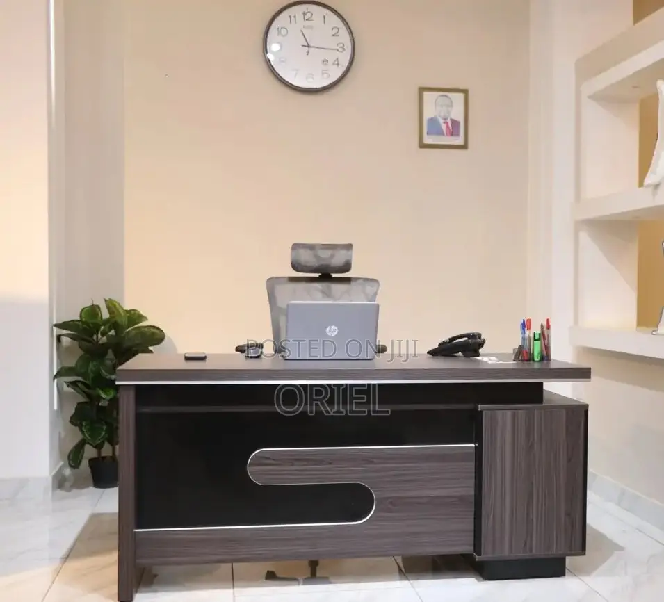 Office Desk : 1600mm Professional Executive L-Shaped Office Desk