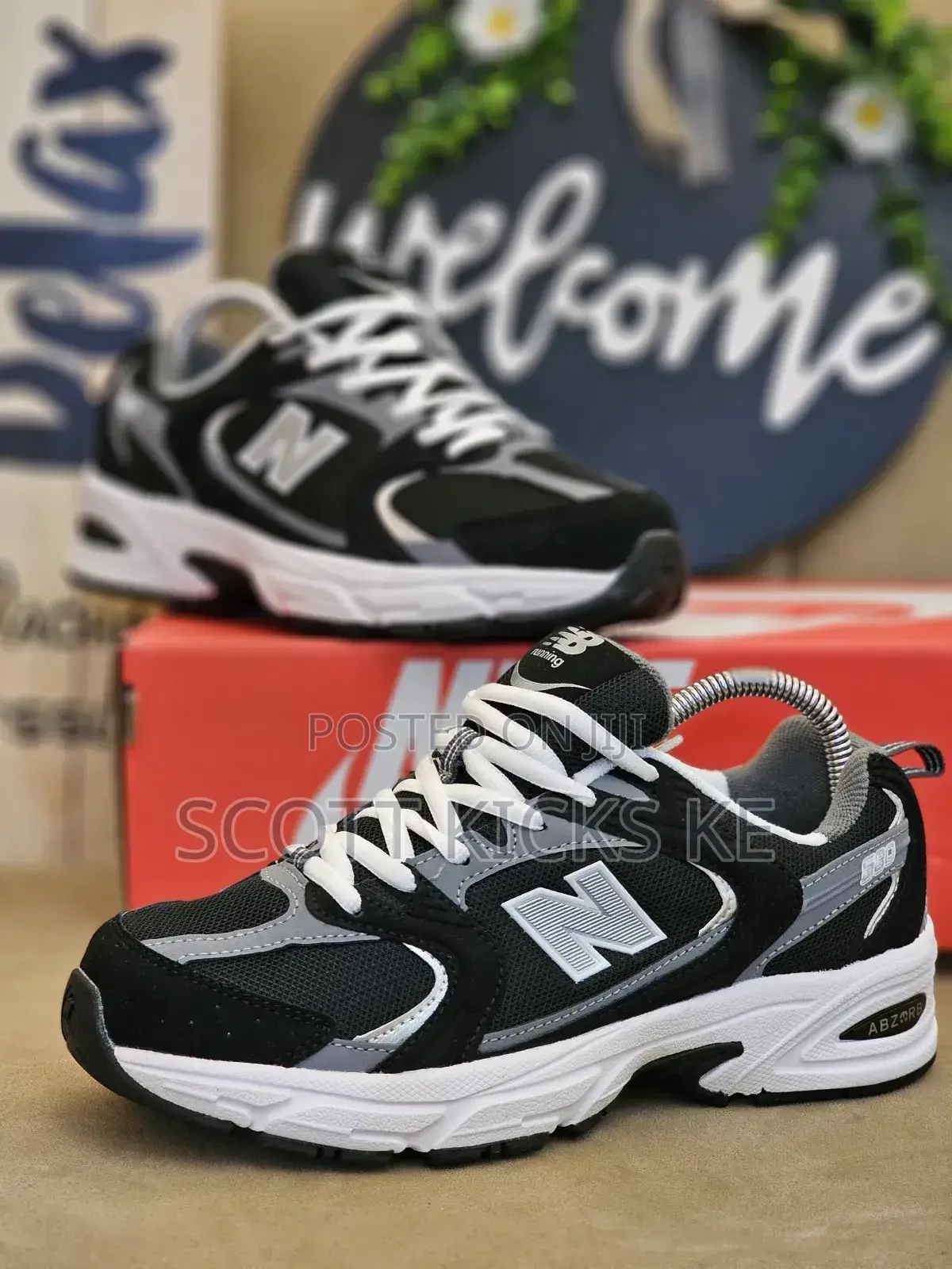 Newbalance 530 Black White Suede