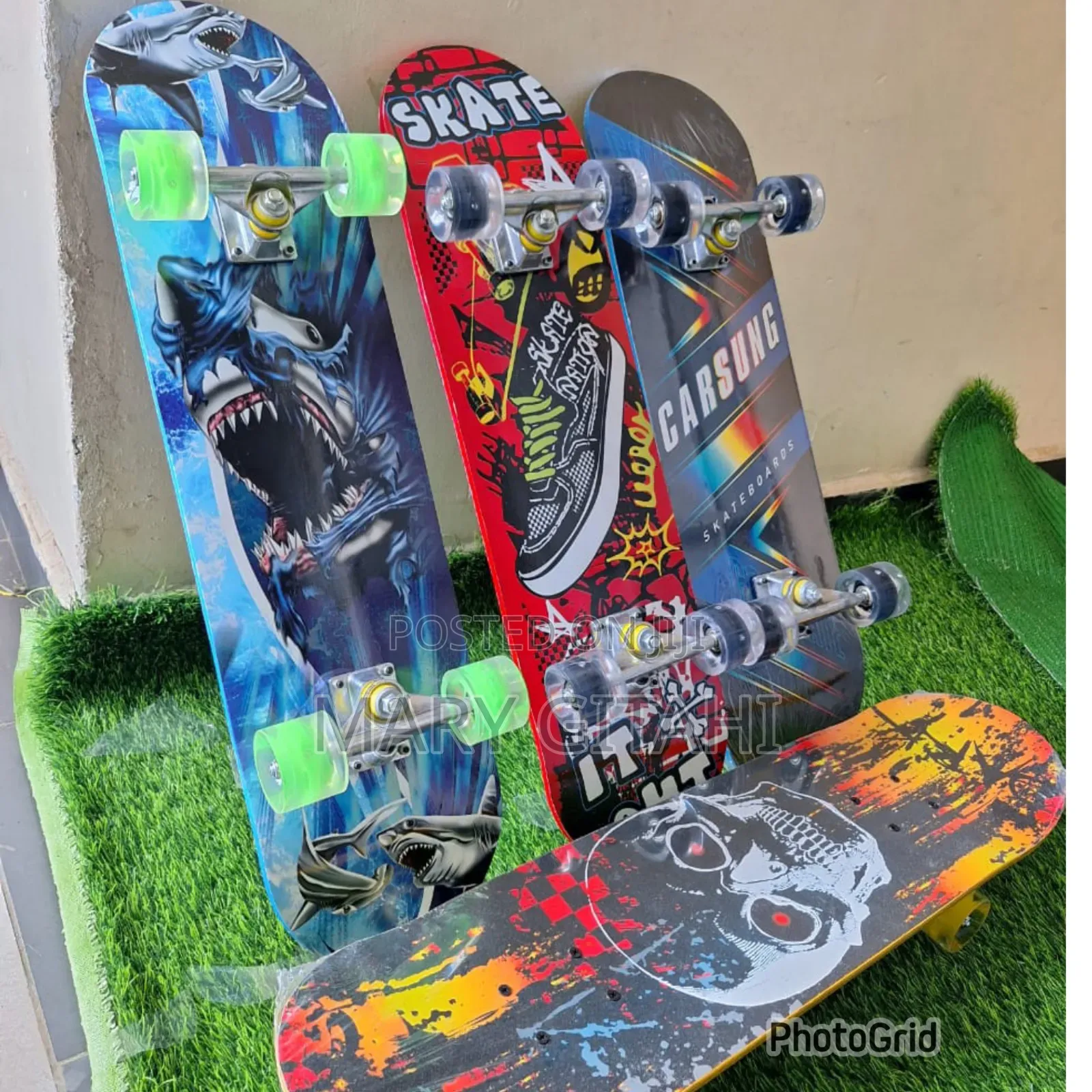Skateboard With Rubber Wheels