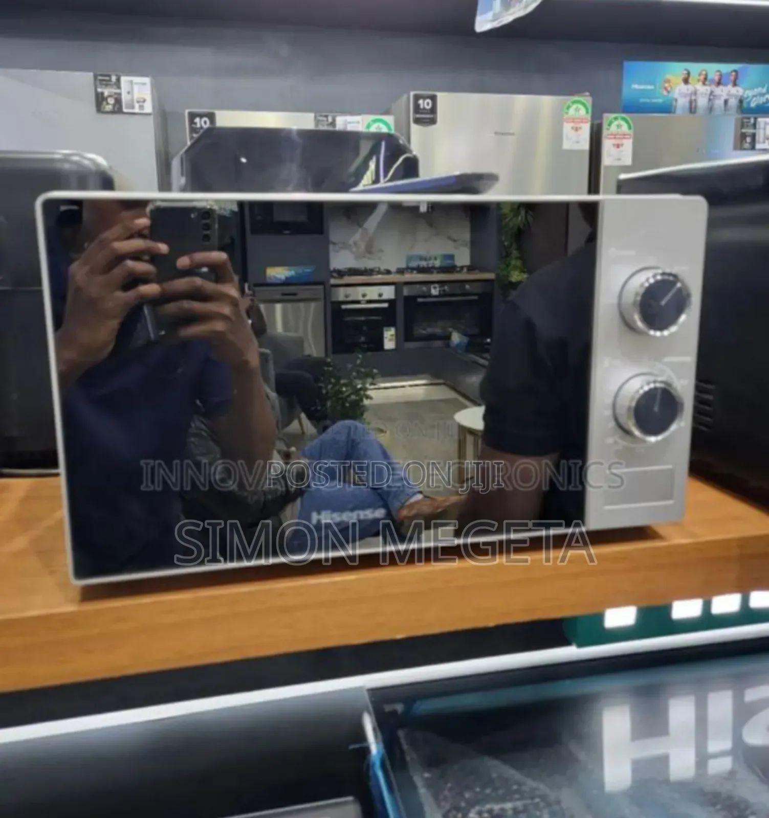 Colour Silver Hisense Manual Microwave