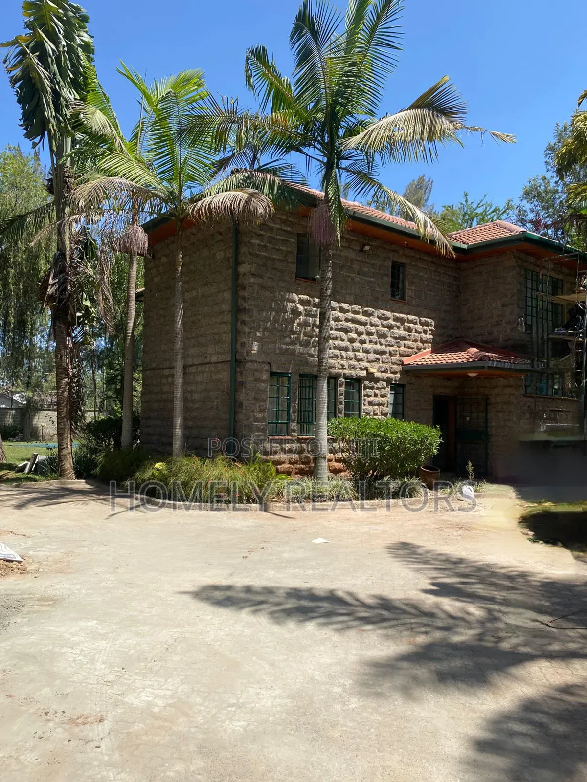 4bdrm Maisonette in Karen, Nairobi for rent