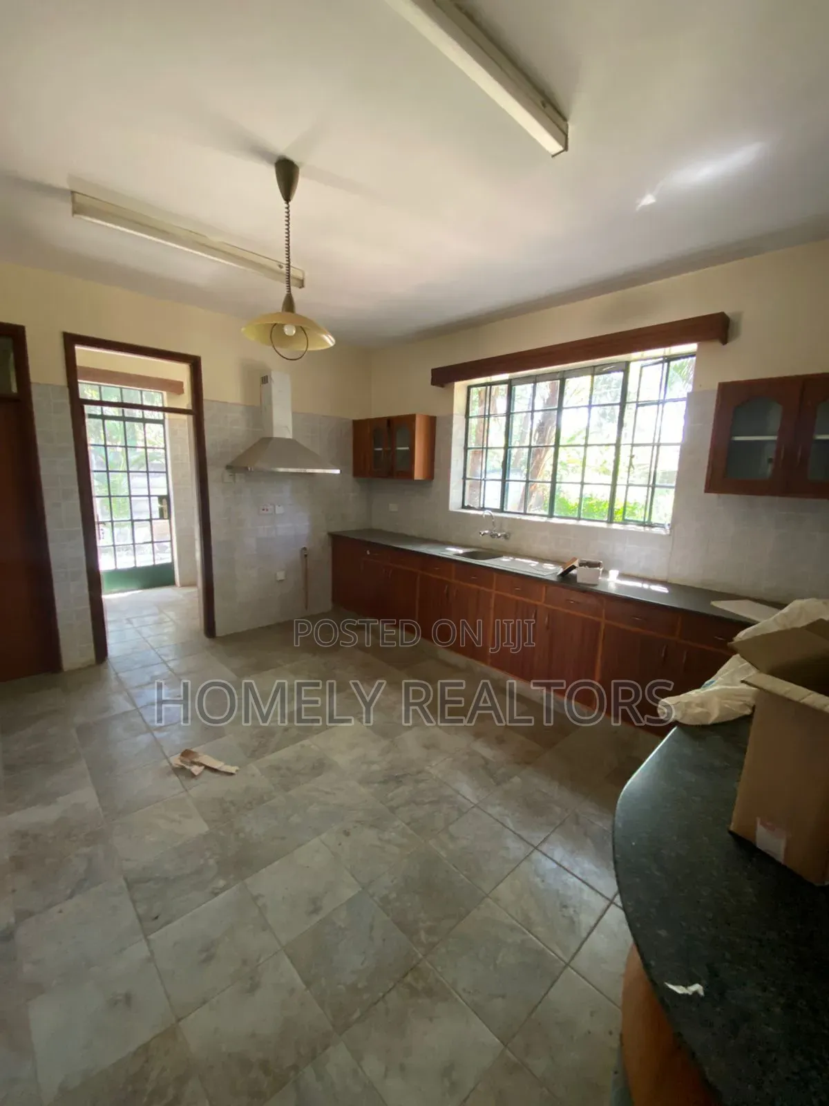 4bdrm Maisonette in Karen, Nairobi for rent