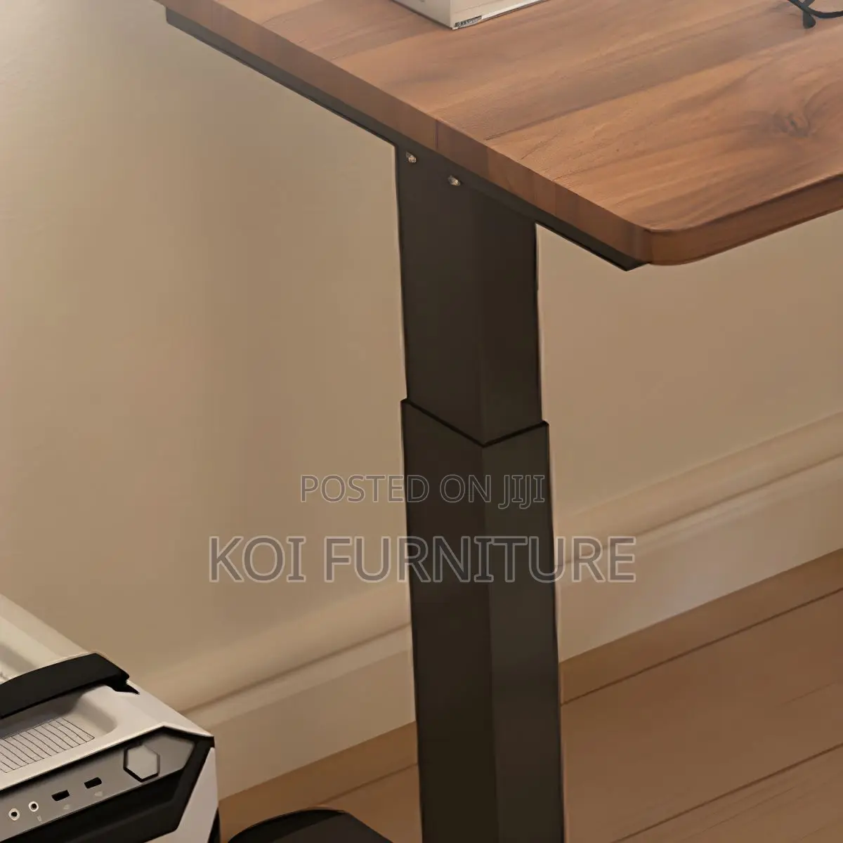 Office Desk : 1.4m Electric Height-Adjustable Standing Desk