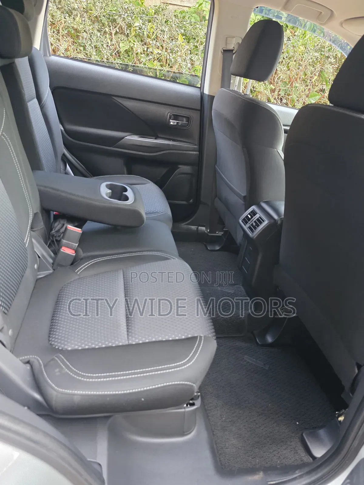 Mitsubishi Outlander 2020 Silver