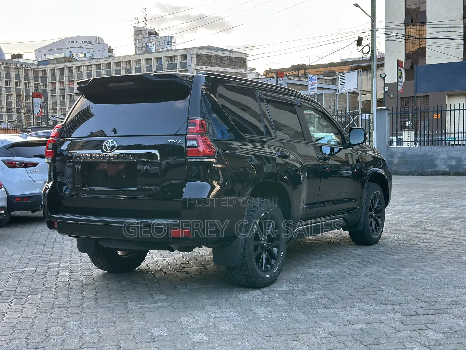 Toyota Land Cruiser Prado 2.8 2021 Black