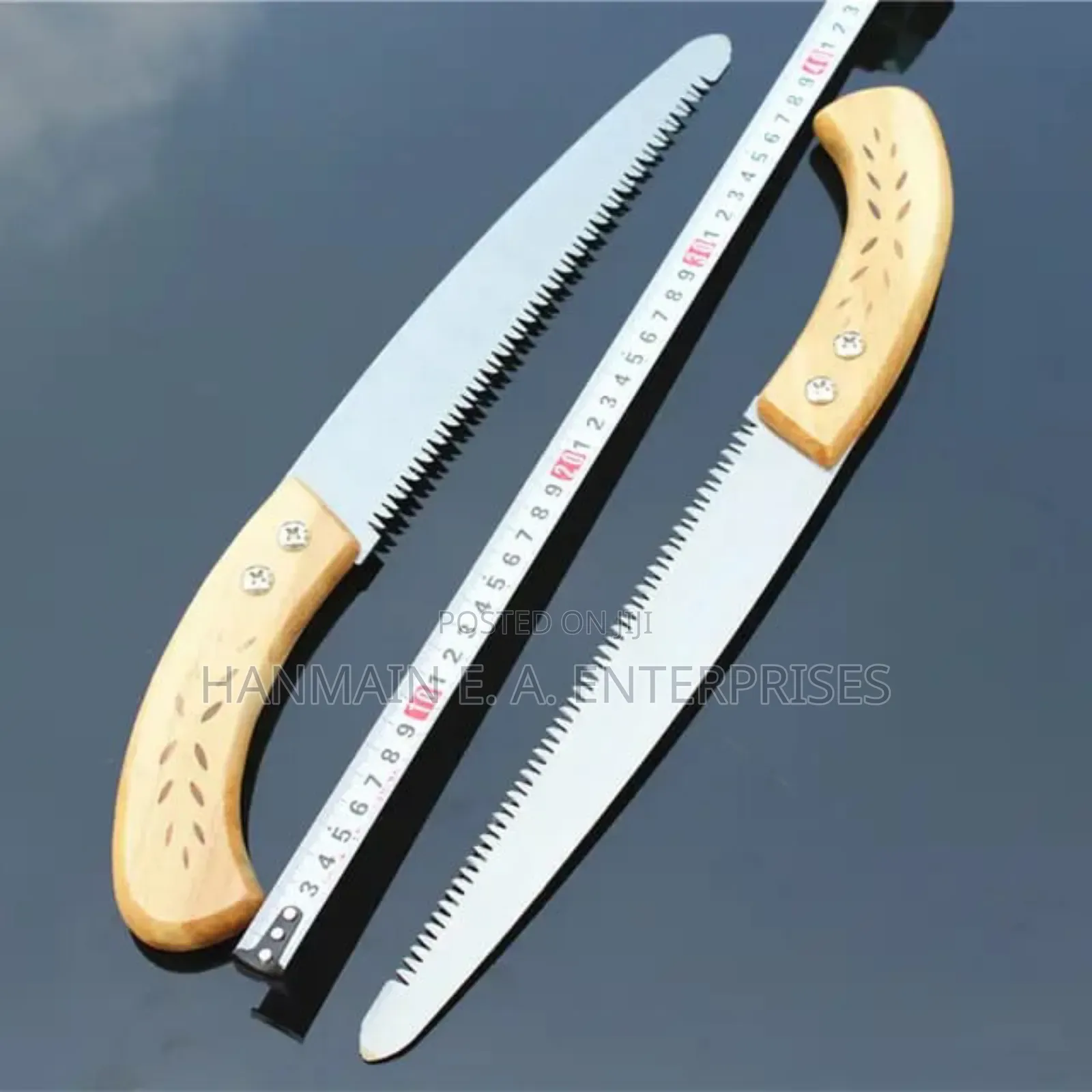 Quality Pruning Saw With Very Strong Sharp Blade