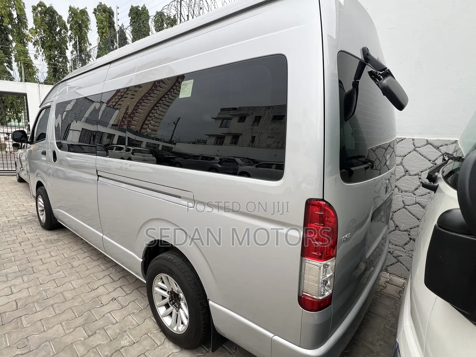 Toyota Grand HiAce 2019 Grey