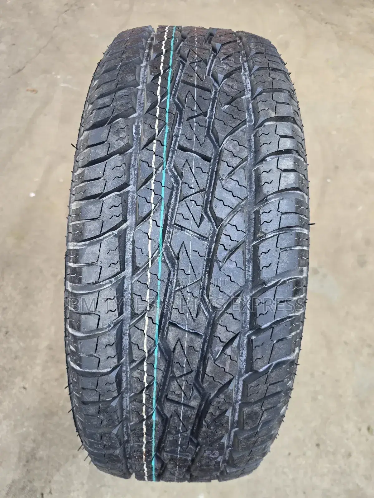 255/65 R16 Maxxis Bravo.(All Terrein)