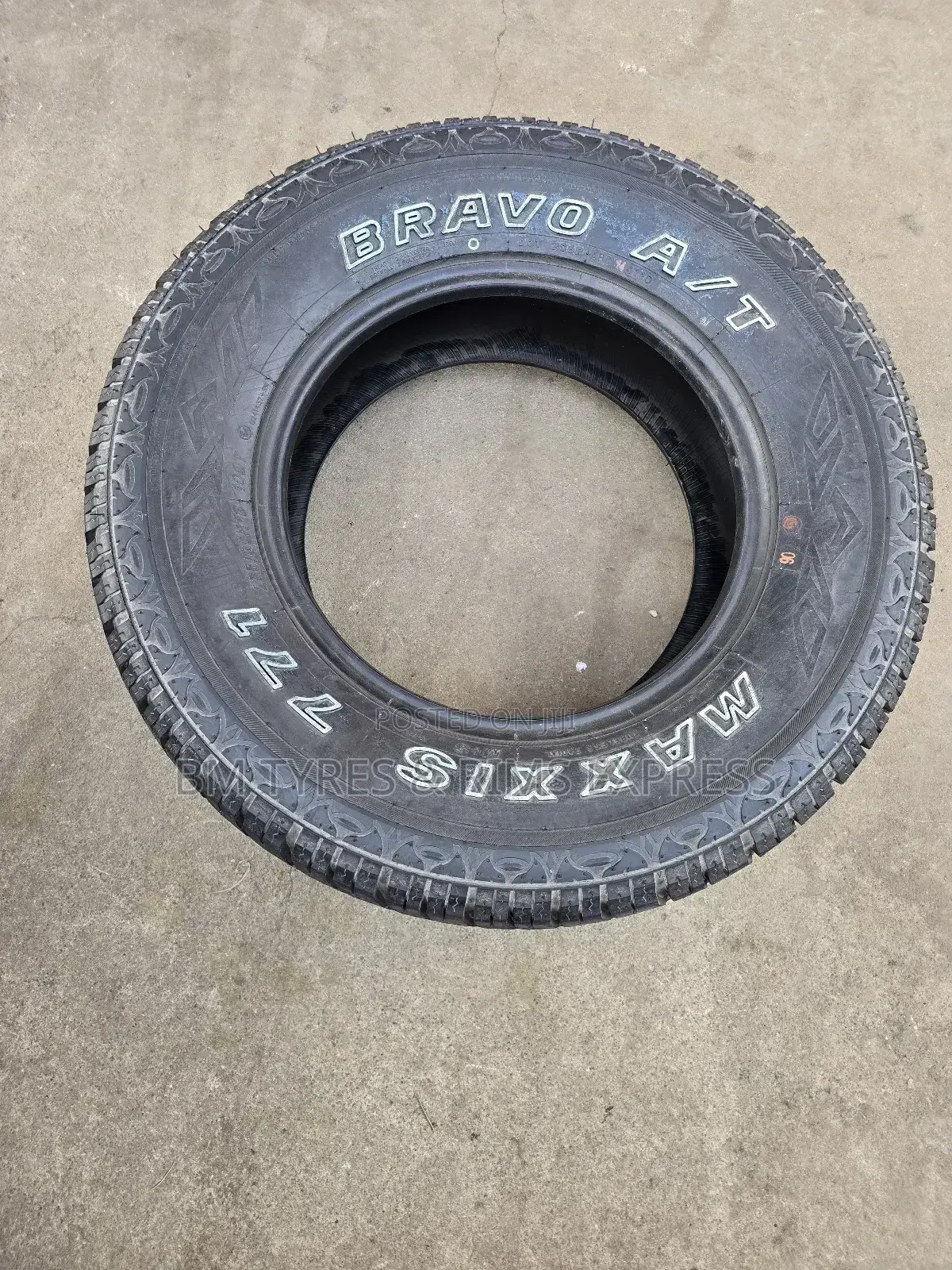 255/65 R16 Maxxis Bravo.(All Terrein)