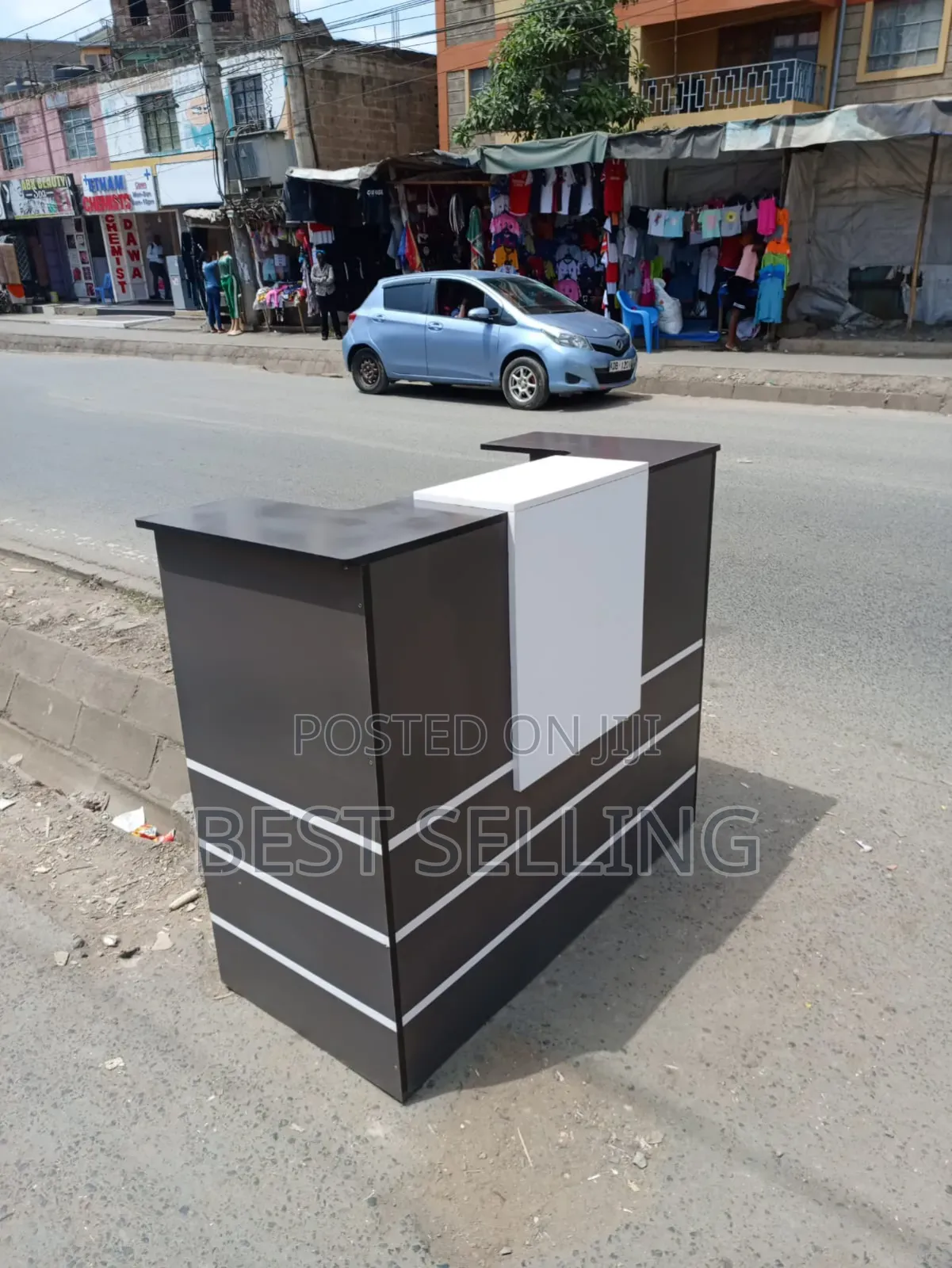 Modern Reception Desk White Brown