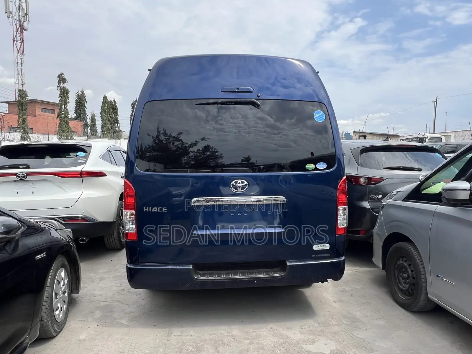 Toyota Grand HiAce 2019 Blue