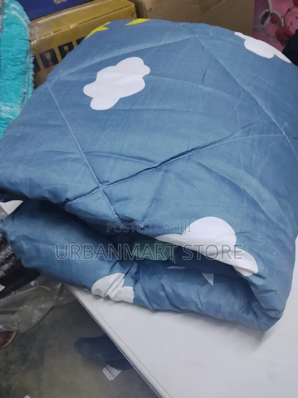 Premium Unbinded Floral 5×6 Duvet Set With Bedsheet Pillowcases