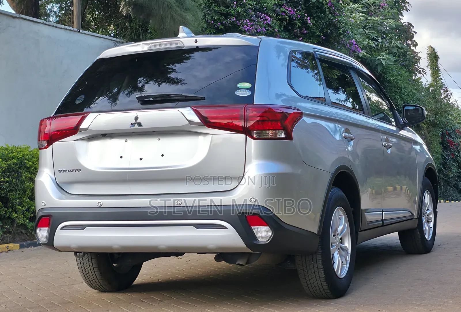 Mitsubishi Outlander 2020 Silver