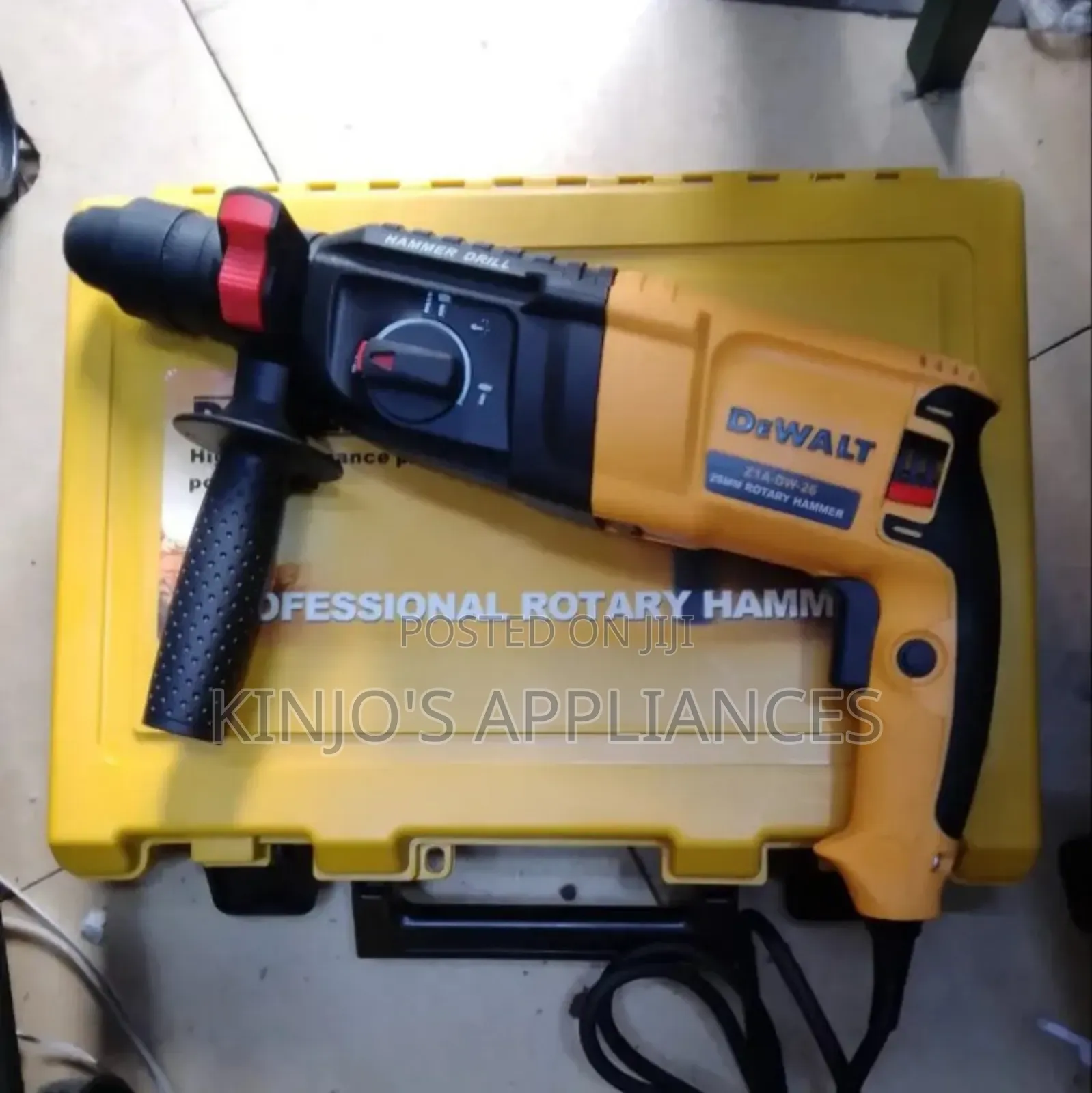 Dewalt 800watts Rotary Hammer