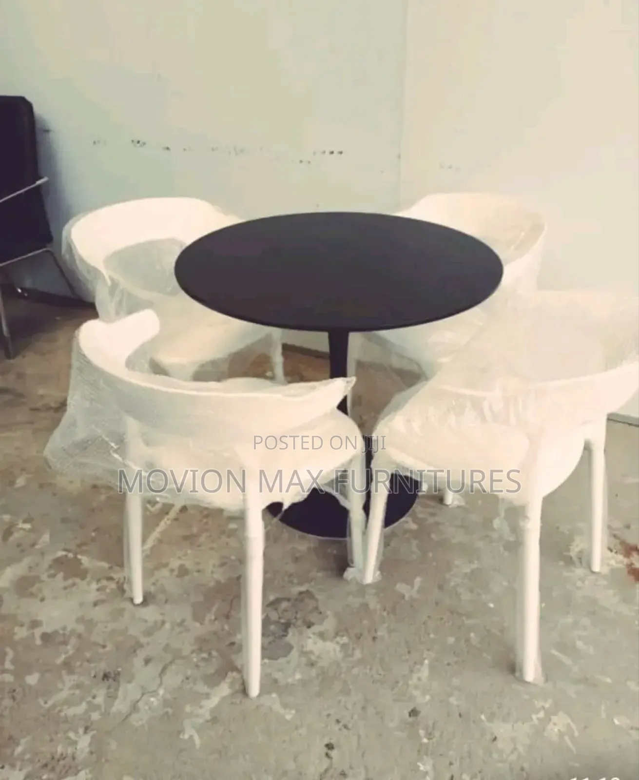 Outdoor Dinning Tables Chairs