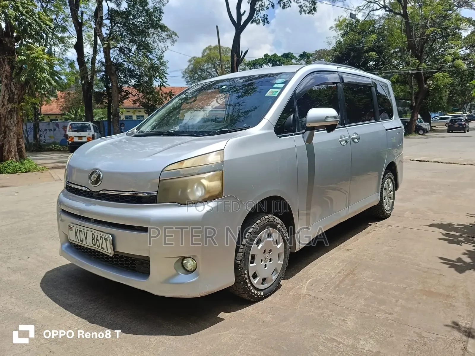 Toyota Voxy 2013 Gray
