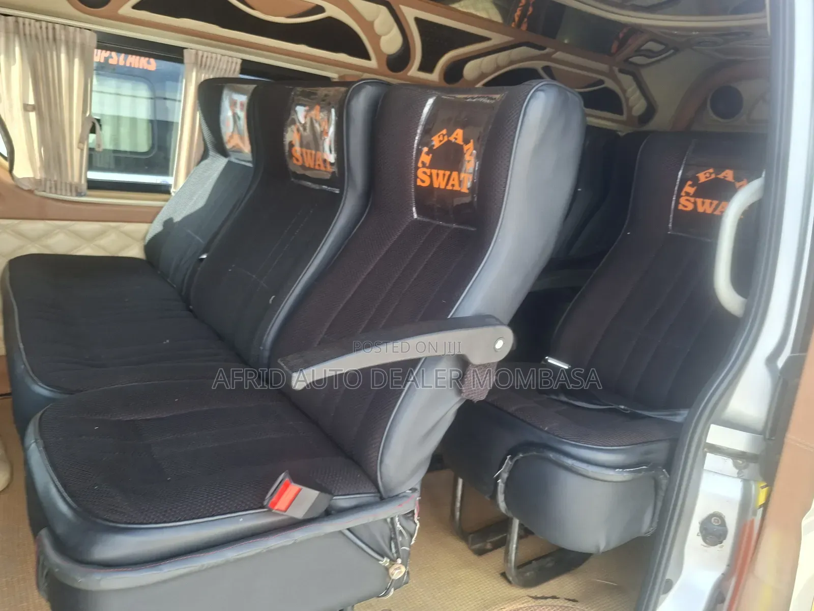 Toyota Grand HiAce 2018 Silver