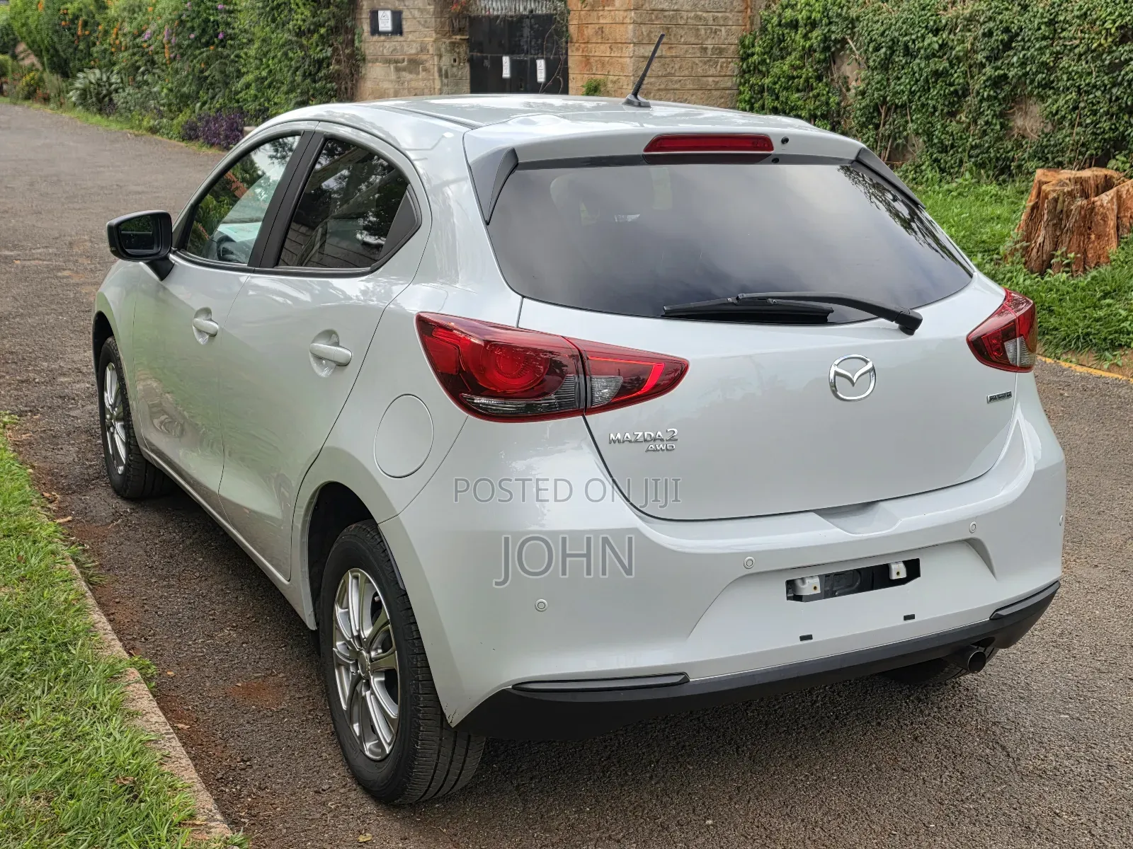 Mazda 2 2020 Silver