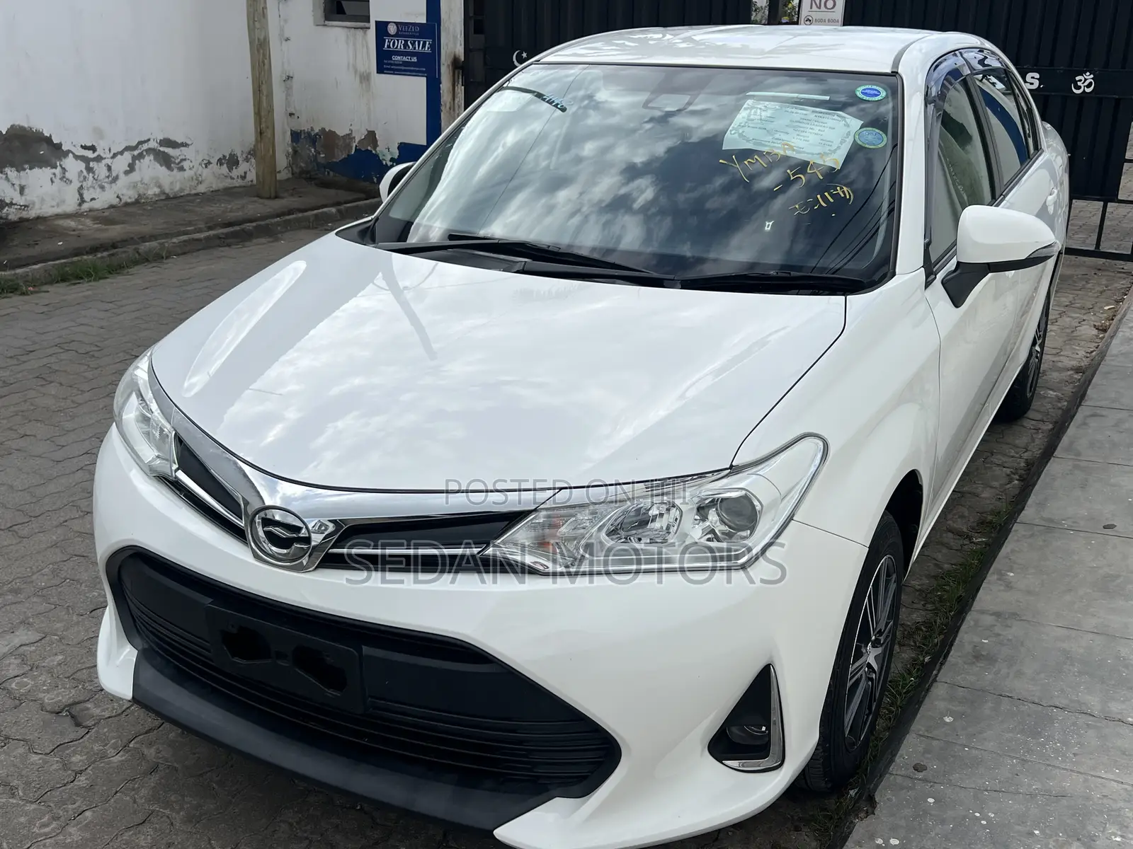 Toyota Axio 2019 Pearl