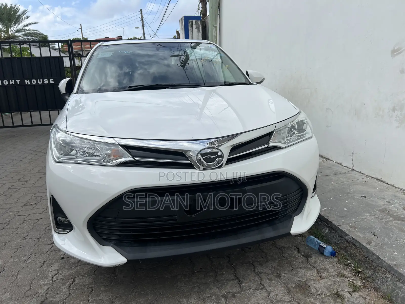 Toyota Axio 2019 Pearl