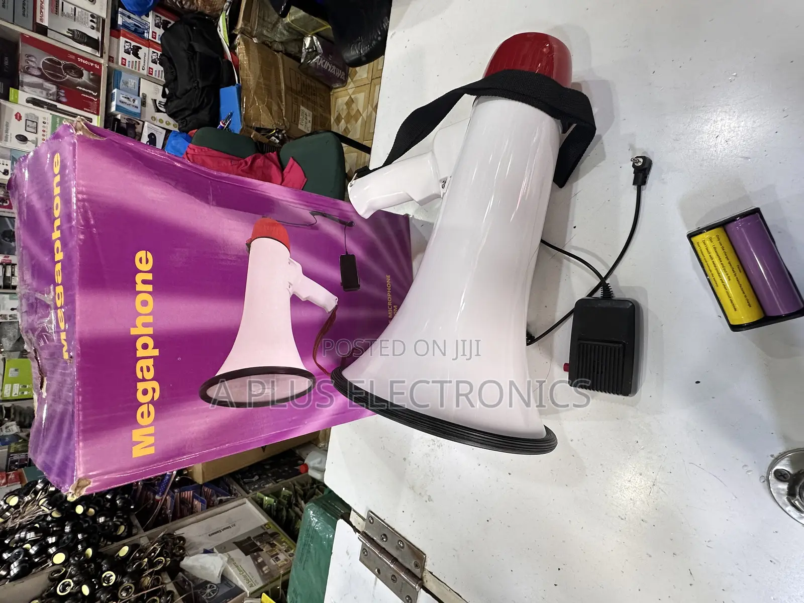 Megaphone 1501 With Bluetooth, 2 Batteries and Charger