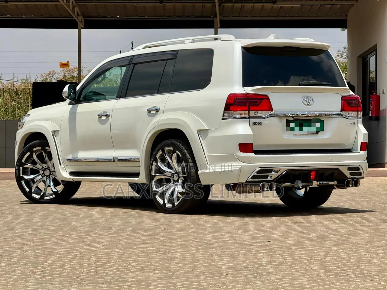 Toyota Land Cruiser 2021