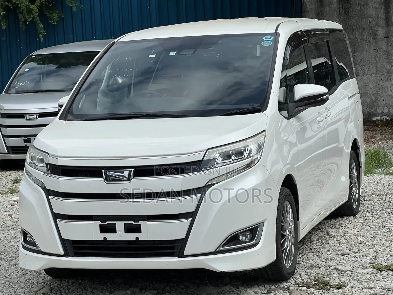 Toyota Noah 2019 White
