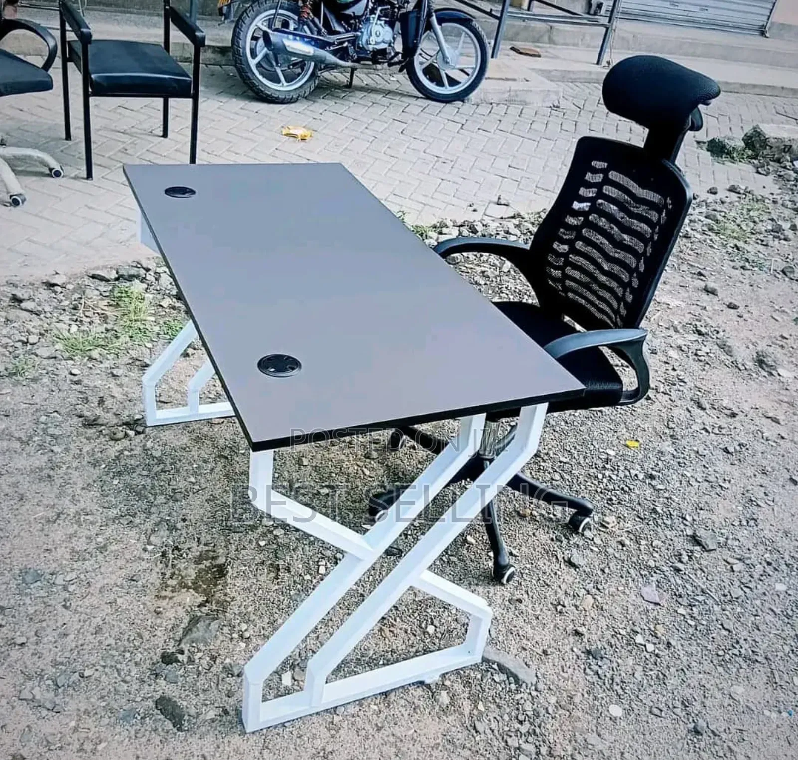 Two Gromets Grey Top Metallic Stand Table Ni