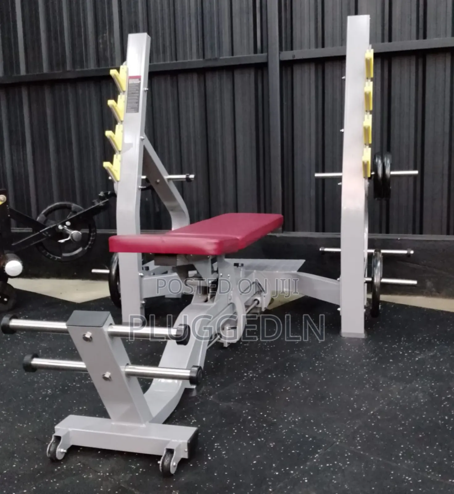 Hoist Adjustable Commercial Bench 3 in 1