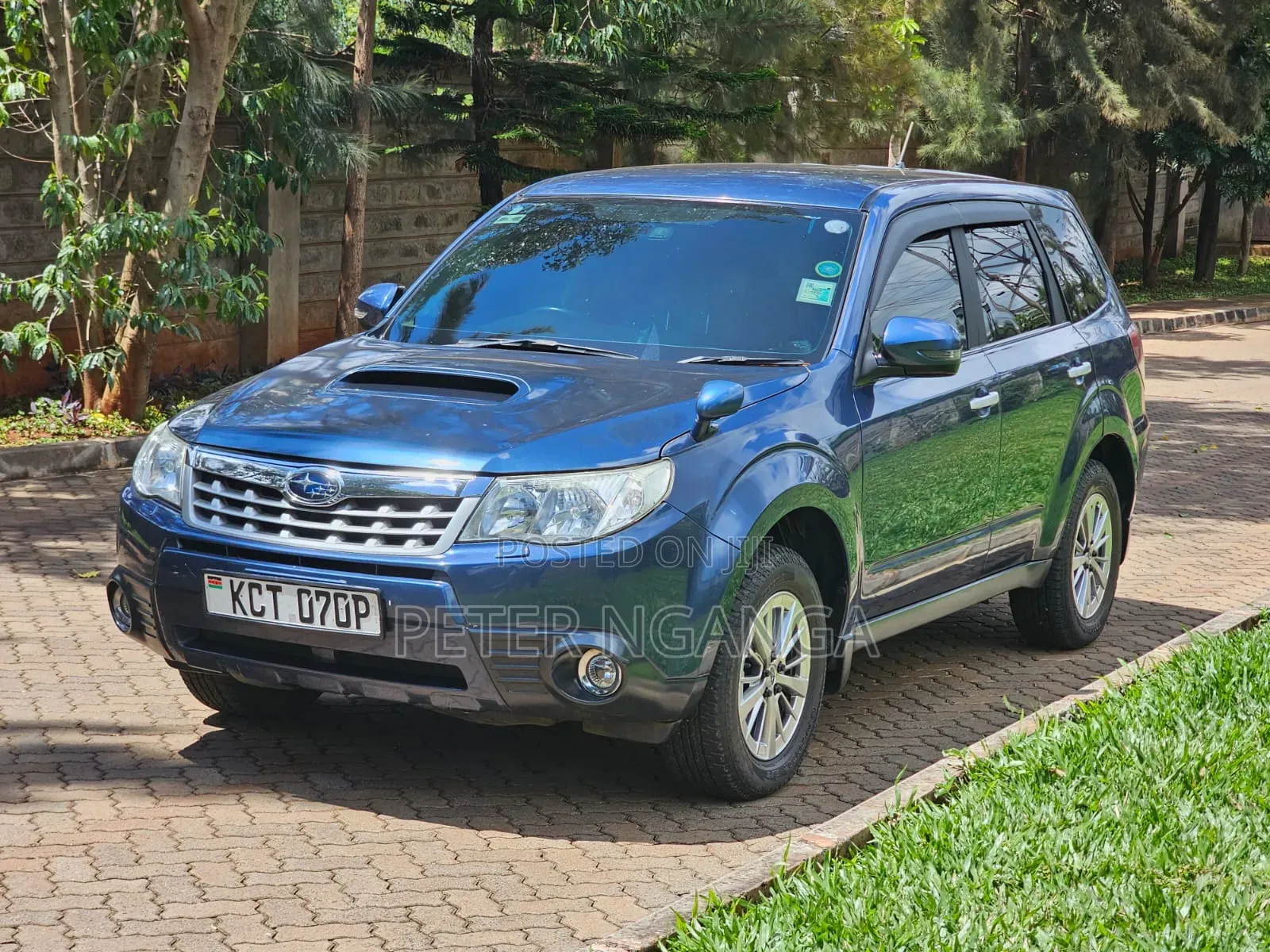 Subaru Forester 2011 Blue