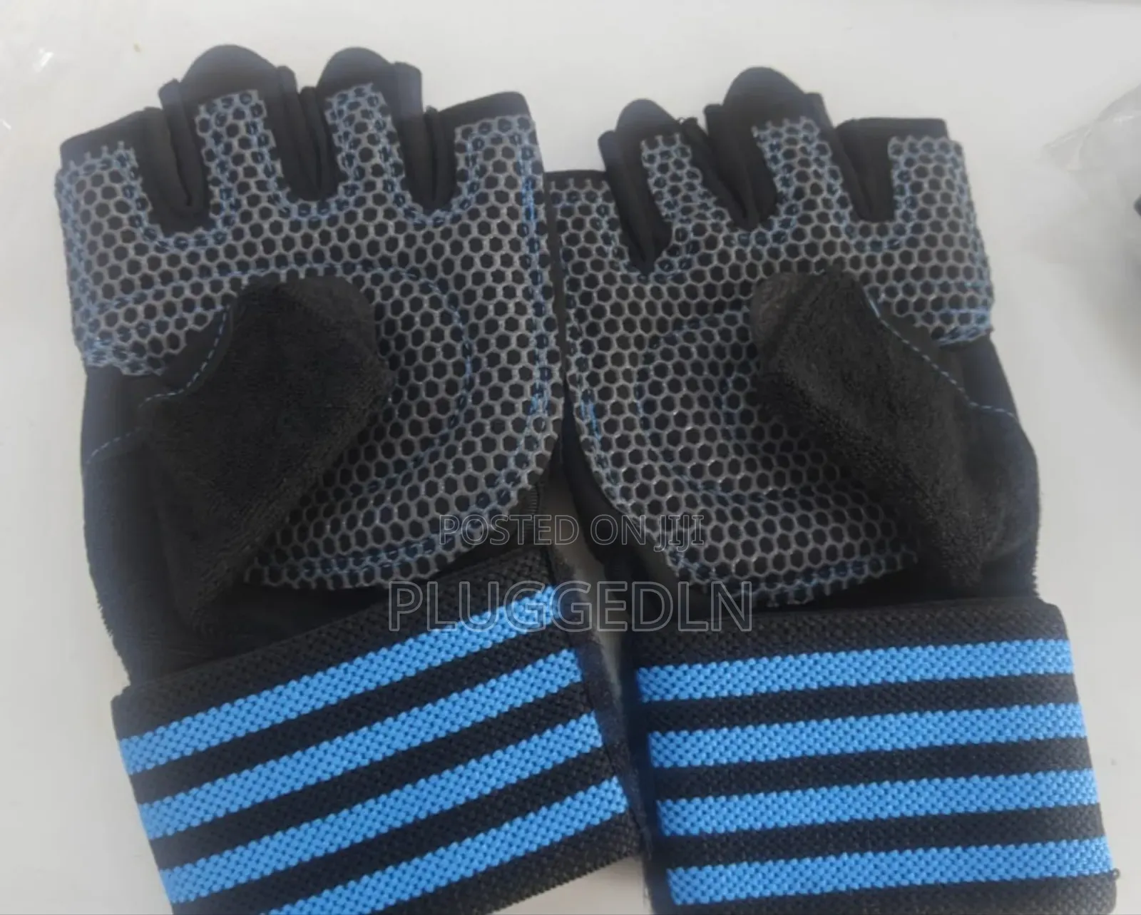 Weight Lifting Gloves
Good Quality