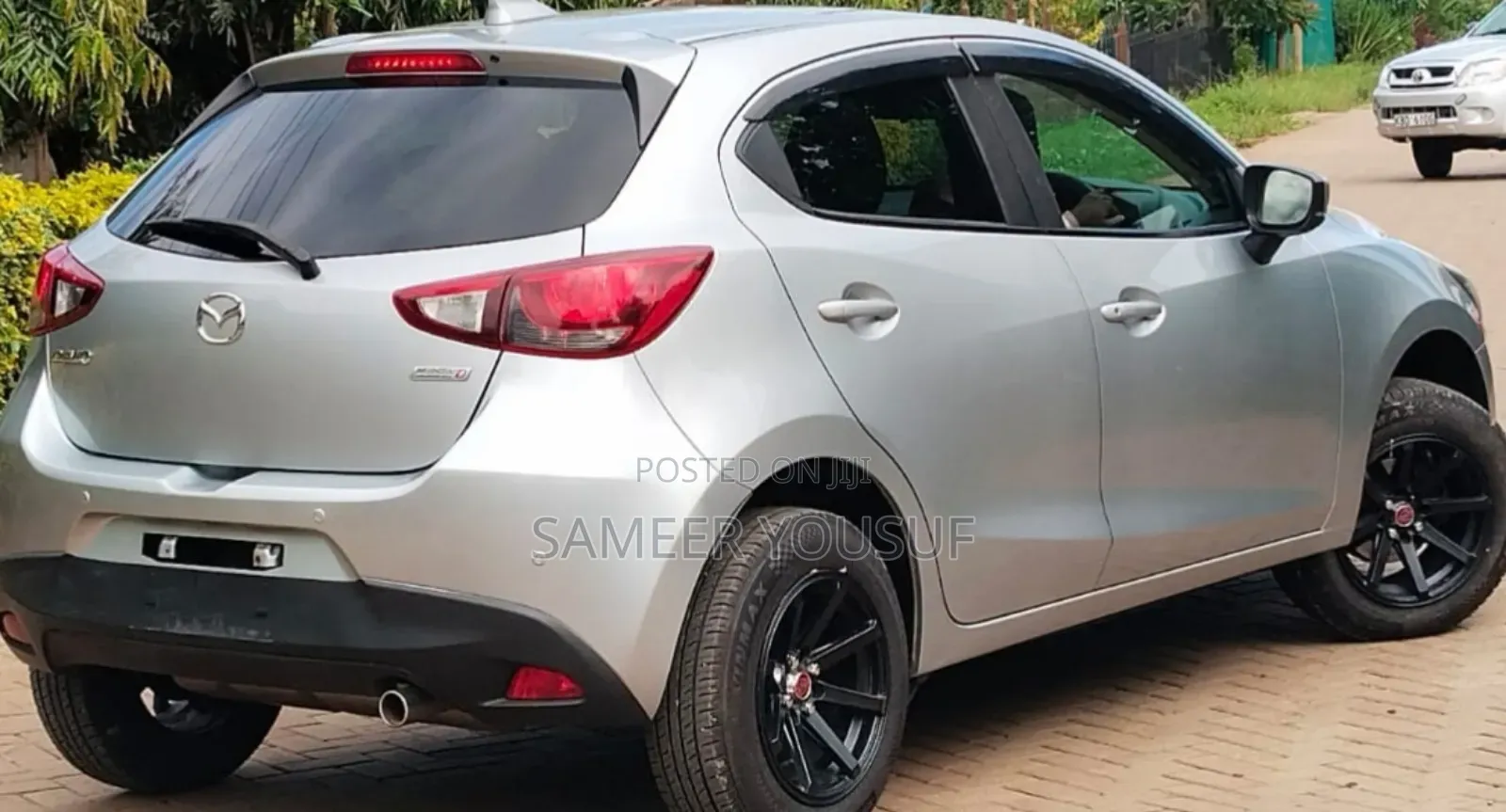 Mazda Demio 2018 Silver
