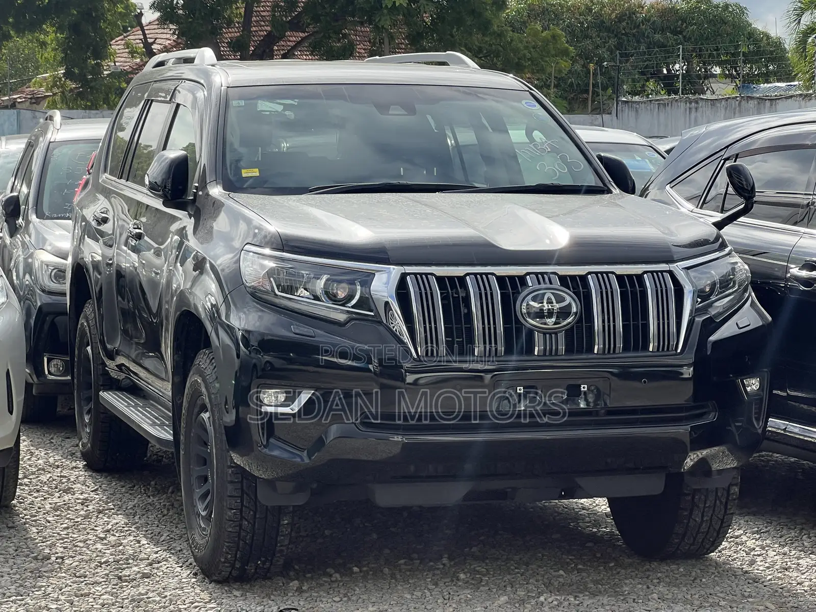 Toyota Land Cruiser Prado 2019 Black