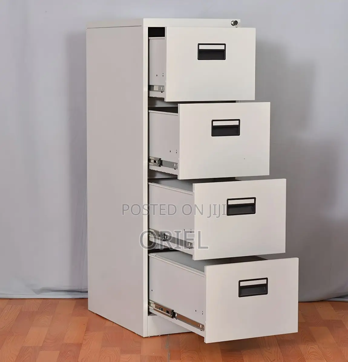 Cabinet: Executive File 4-Drawer Office Cabinet