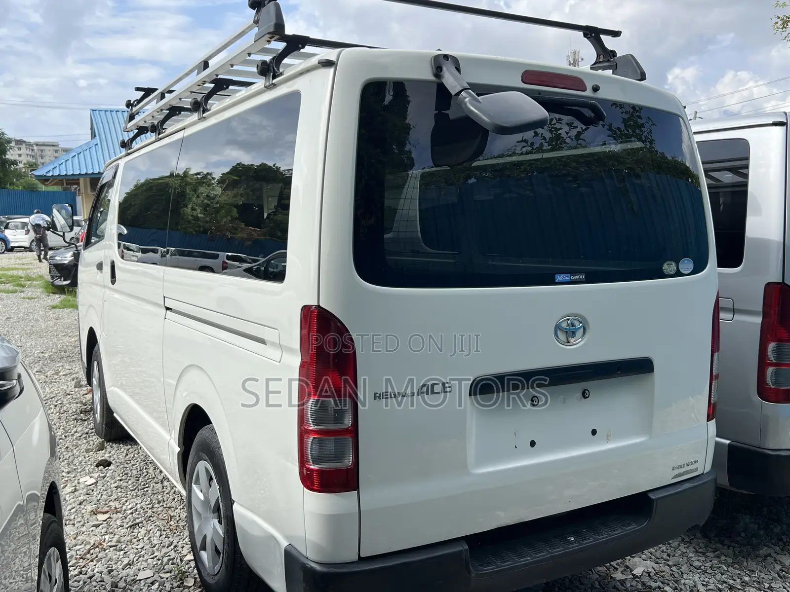 Toyota HiAce 2019 Beige