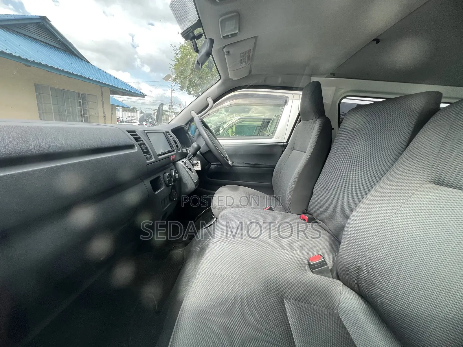 Toyota HiAce 2019 Beige